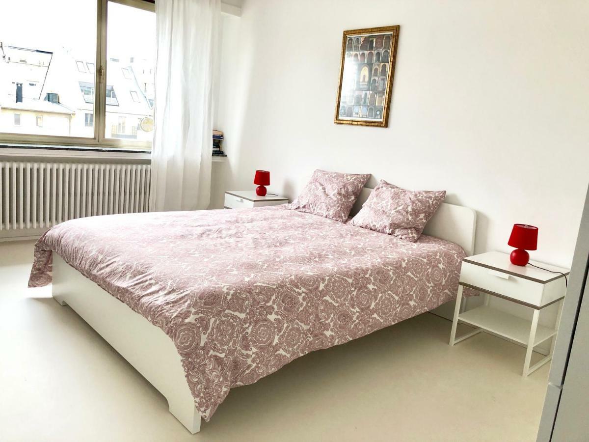Spacious Flat In The Heart Of The City Center! Ideal For A Family! Люксембург Екстериор снимка