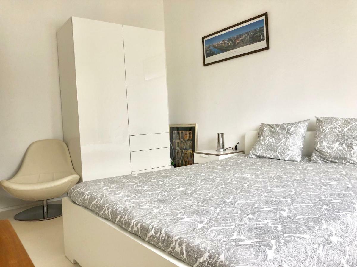 Spacious Flat In The Heart Of The City Center! Ideal For A Family! Люксембург Екстериор снимка