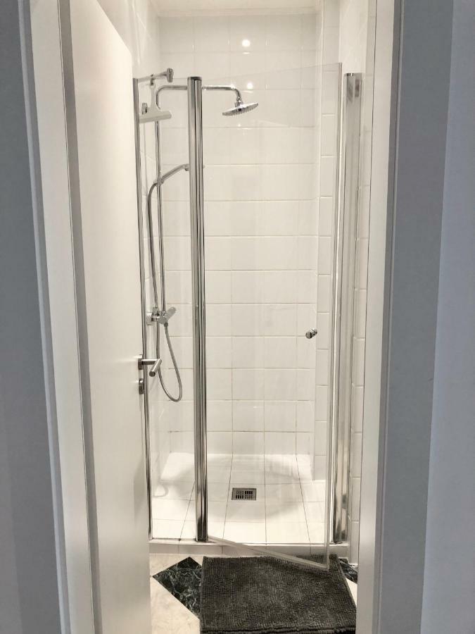 Spacious Flat In The Heart Of The City Center! Ideal For A Family! Люксембург Екстериор снимка