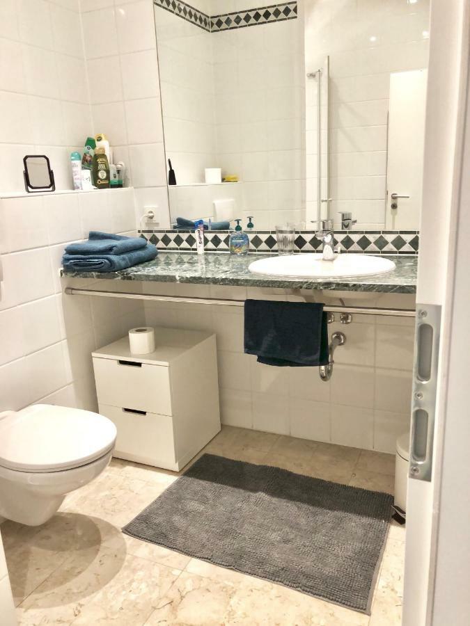 Spacious Flat In The Heart Of The City Center! Ideal For A Family! Люксембург Екстериор снимка